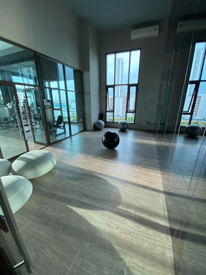 Aeras Jomtien By Cherry Aparthotel Kültér fotó