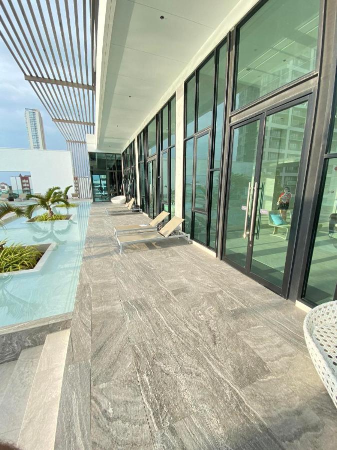 Aeras Jomtien By Cherry Aparthotel Kültér fotó