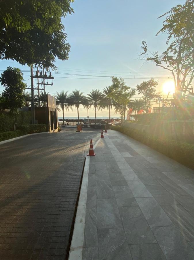 Aeras Jomtien By Cherry Aparthotel Kültér fotó